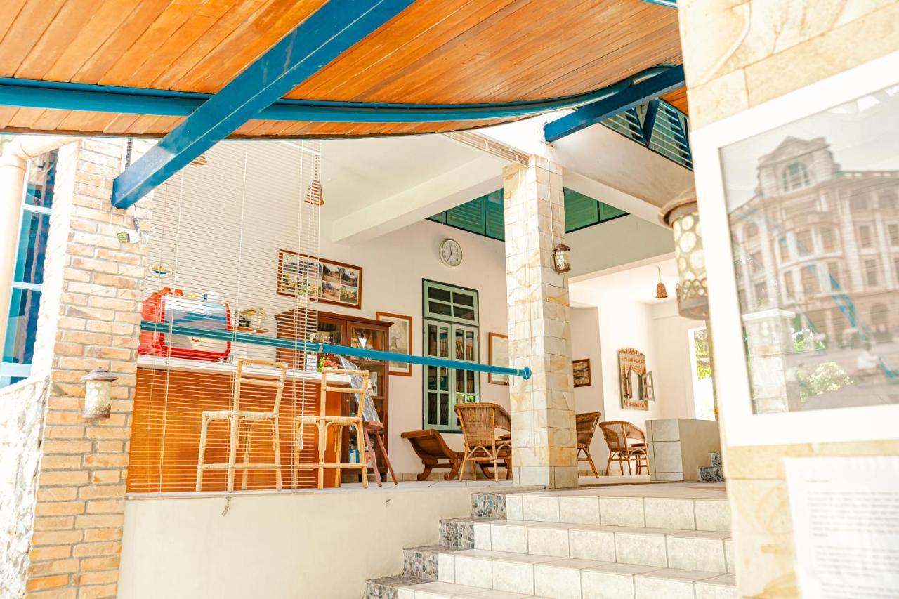 Hotel Deli River And Restaurant Omlandia Medan Exterior foto